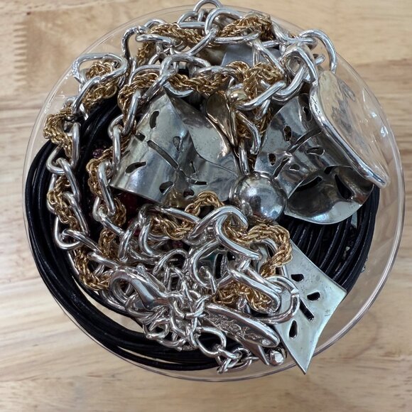 Mixed Jewelry Lot Wearable Silver & Gold Tone Chains Bracelets Necklaces Rings - Picture 14 of 14